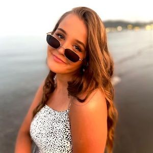 Meet your Posher, Wiktoria